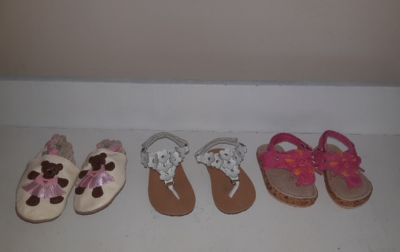 Other - Set of 3 baby shoes: Robeez, children place teeny,